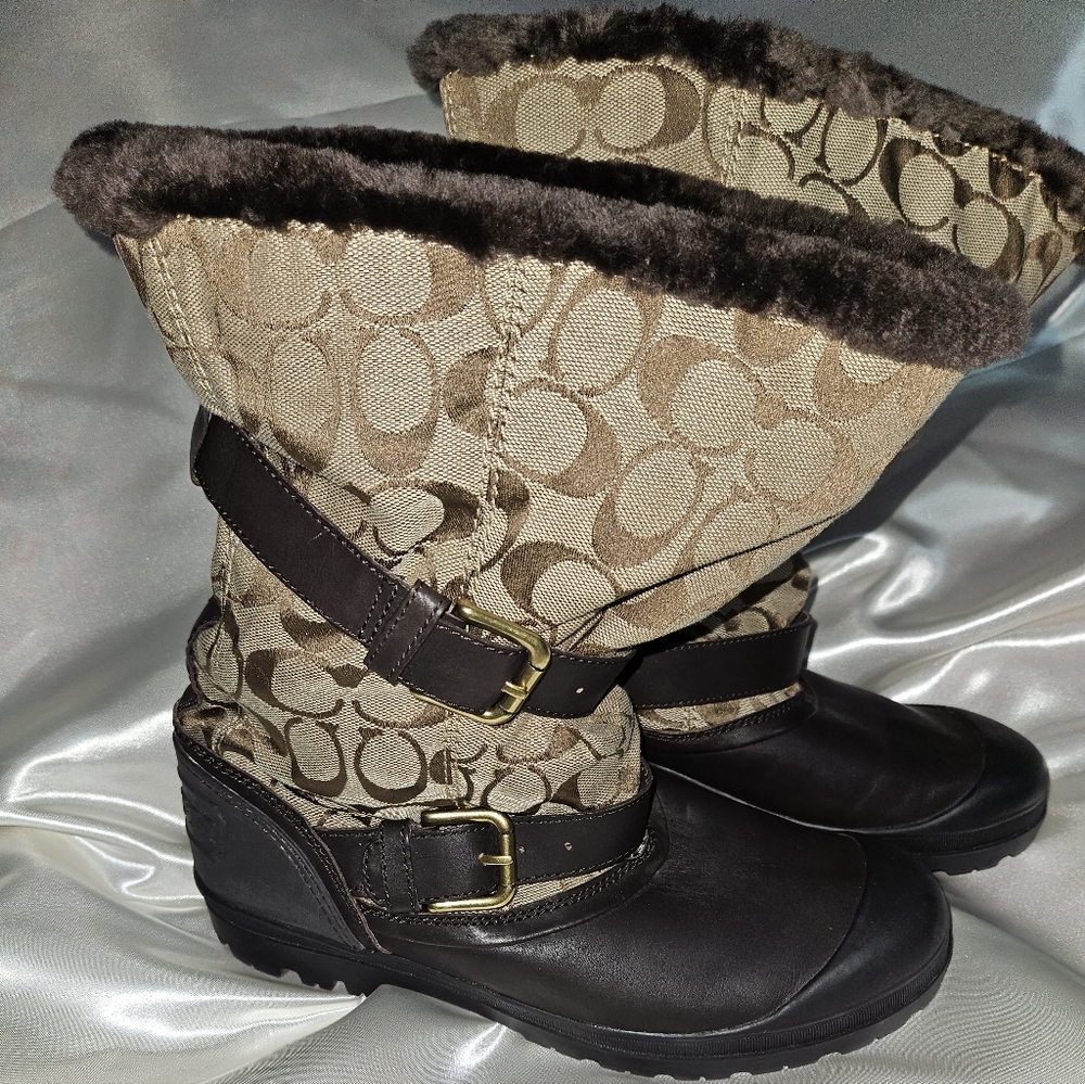 Classic Coach Boots